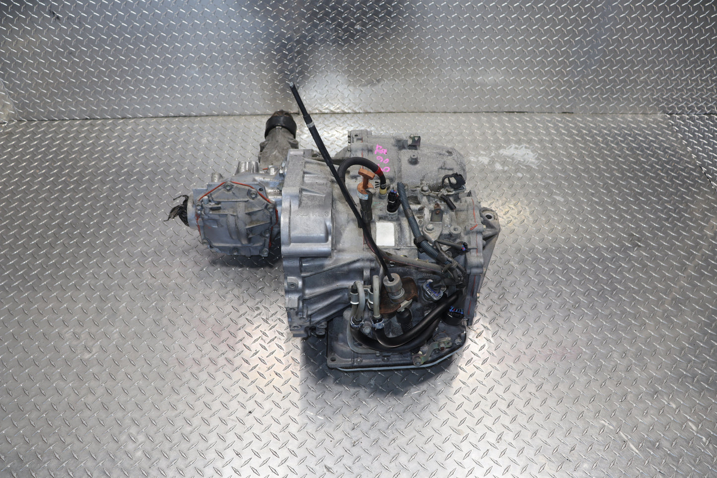JDM 2004 - 2006 TOYOTA RAV4 AUTOMATIC TRANSMISSION W/ TRANSFER CASE