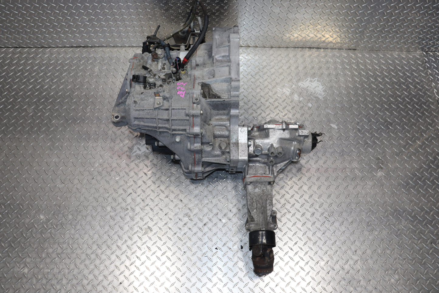 JDM 2004 - 2006 TOYOTA RAV4 AUTOMATIC TRANSMISSION W/ TRANSFER CASE