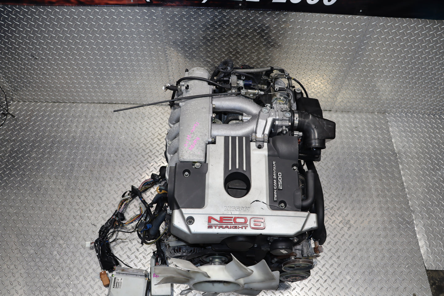 JDM RB25DE MOTOR NEO STRAIGHT 6 NON TURBO TWIN CAM 2.5L COMPLETE ENGINE