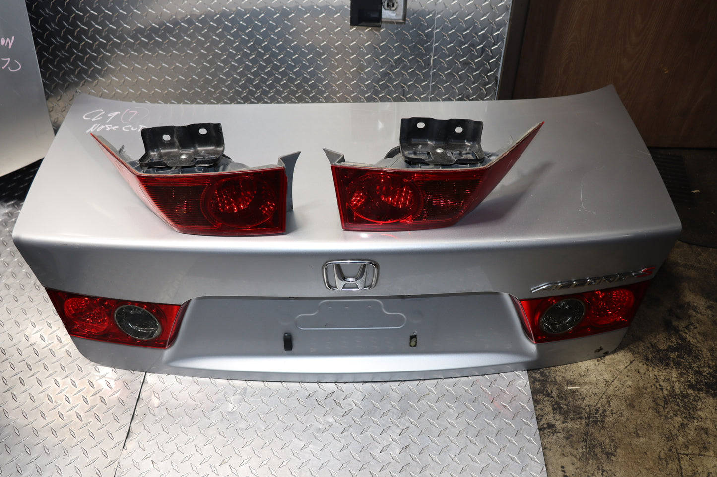 JDM 2004 - 2008 HONDA ACCORD CL7 ACURA TSX SILVER COMPLETE FRONT END NOSE CUT CONVERSION