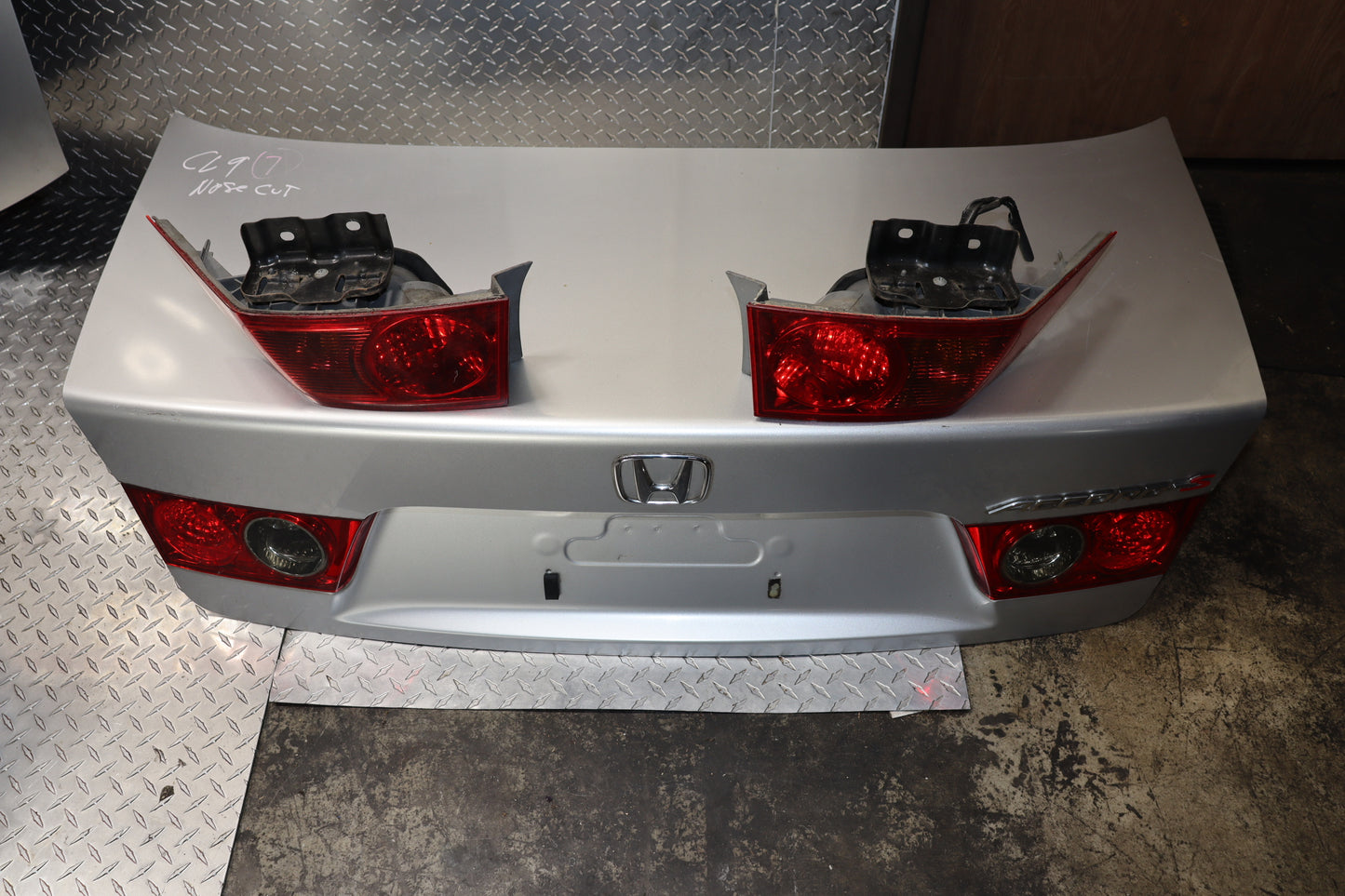 JDM 2004 - 2008 HONDA ACCORD CL7 ACURA TSX SILVER COMPLETE FRONT END NOSE CUT REAR CONVERSION