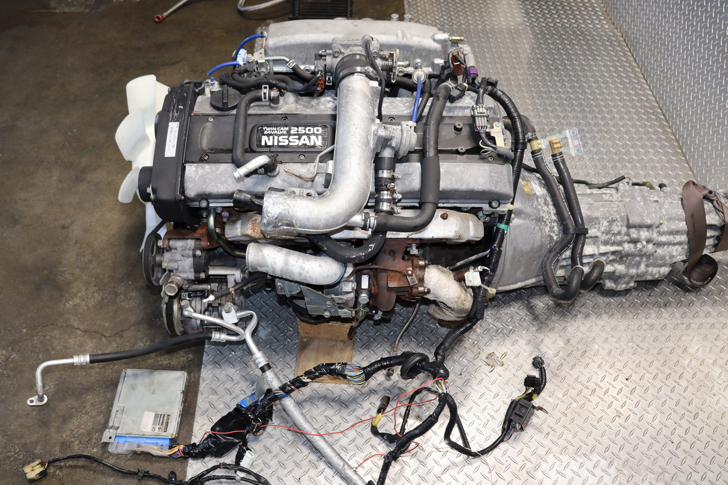 JDM RB25DET SERIES 2 RWD COMPLETE ENGINE + MT SWAP