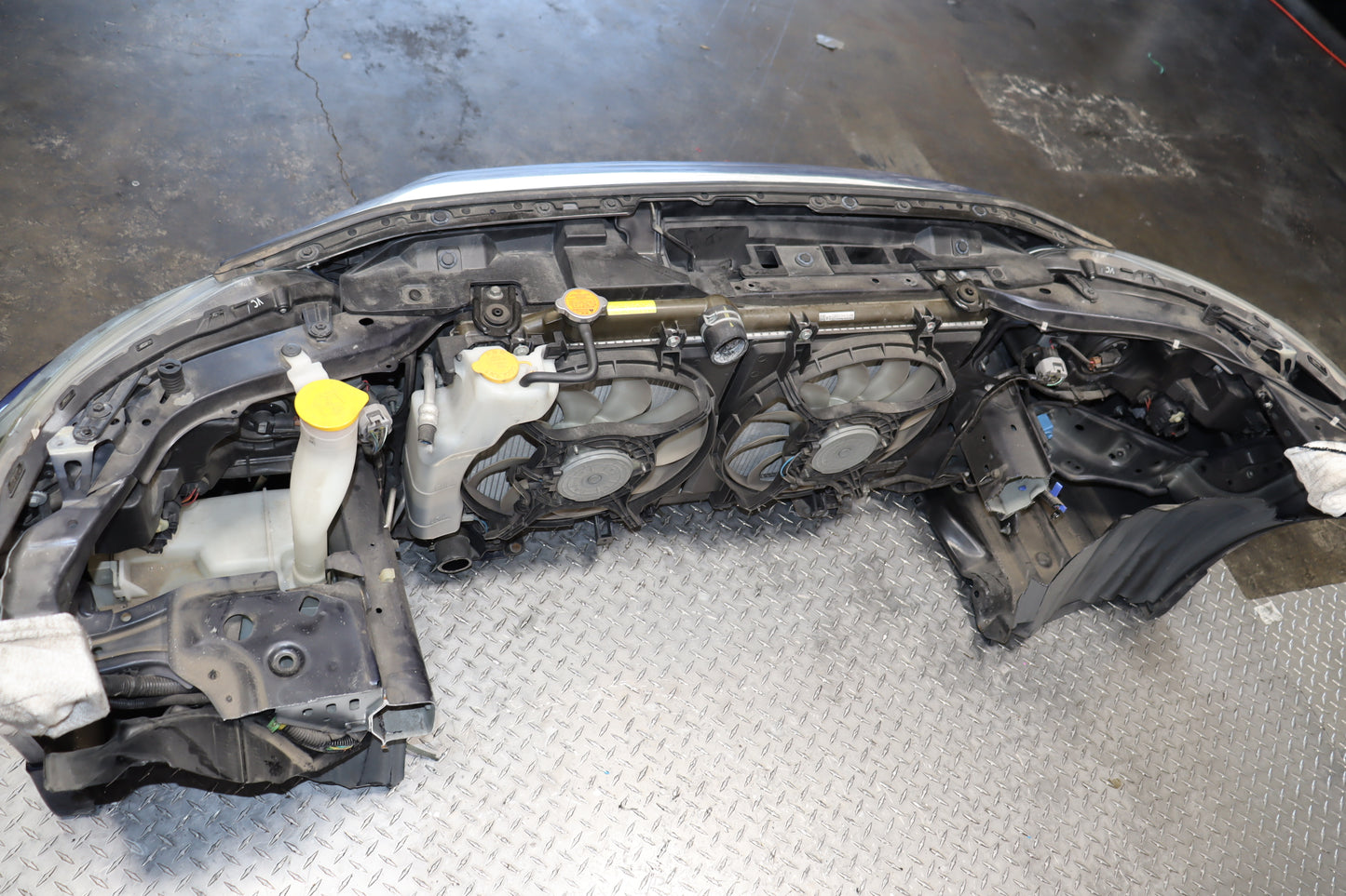 JDM SUBARU LEVORG 2014 - 2020 COMPLETE FRONT END NOSE CUT ASSEMBLY