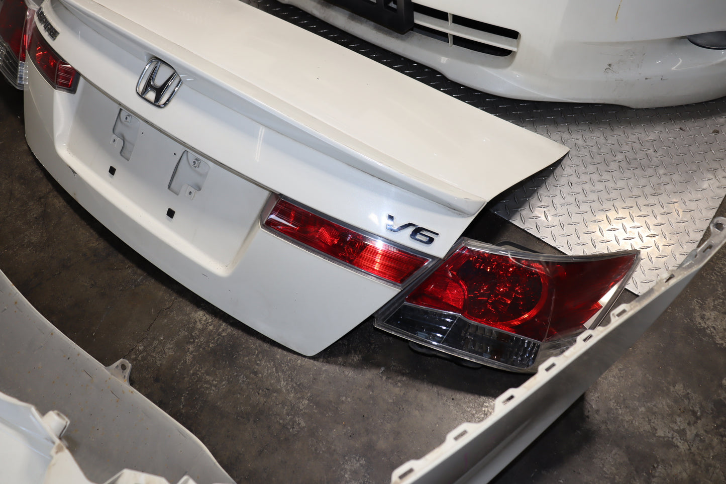 JDM 2008 - 2012 HONDA ACCORD INSPIRE CP3 COMPLETE FRONT END NOSE CUT SWAP