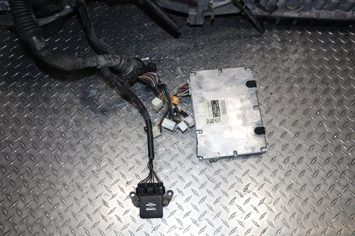 JDM 2JZGTE Toyota Aristo IS300 Engine 2JZ Twin-Turbo VVT-i 3.0L A/T ECU