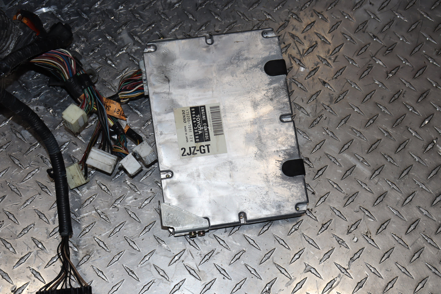 JDM 2JZGTE Toyota Aristo IS300 Engine 2JZ Twin-Turbo VVT-i 3.0L A/T ECU