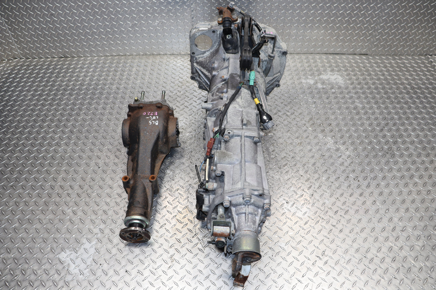 JDM Subaru Impreza WRX AWD 5spd Manual Trans *4.11* TY754VBBBA EJ205 2002-2005