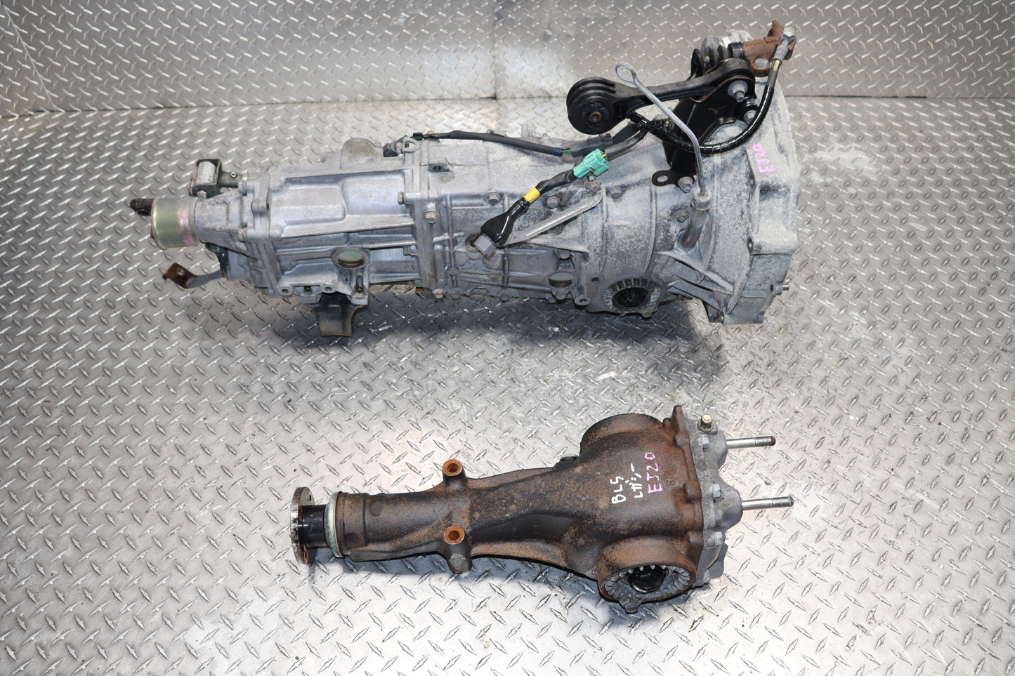 Subaru Forester Xt 5SPD EJ255 Manual Transmission Awd 04-08 4.44 Rear Diff
