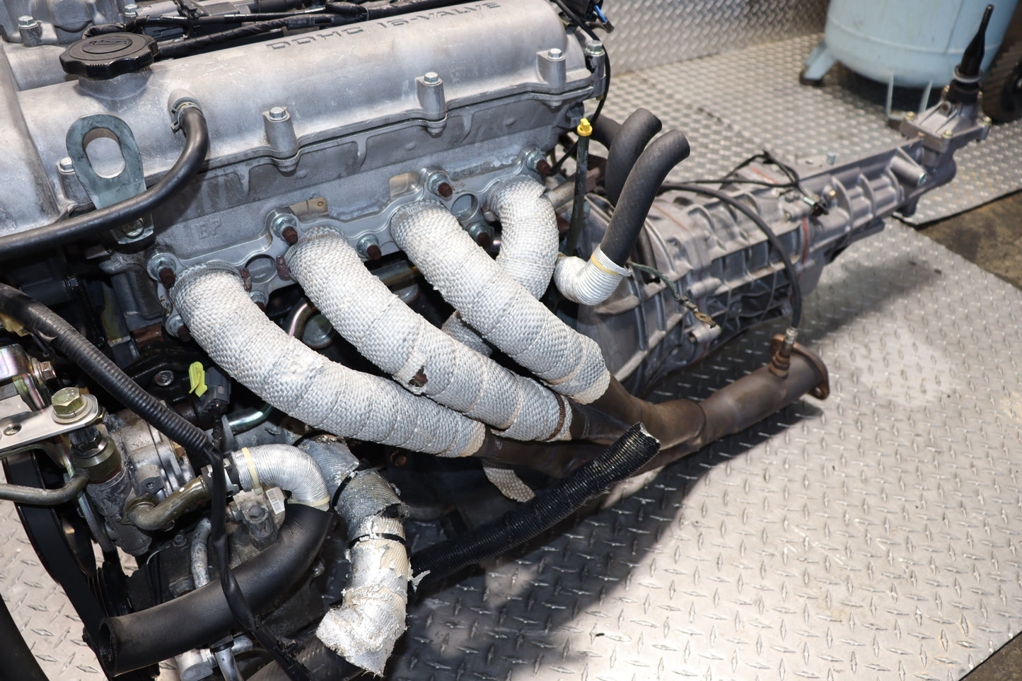 JDM 2001 2002 2003 2004 2005 MAZDA MIATA ENGINE WITH 6 SPEED MANUAL TRANSMISSION