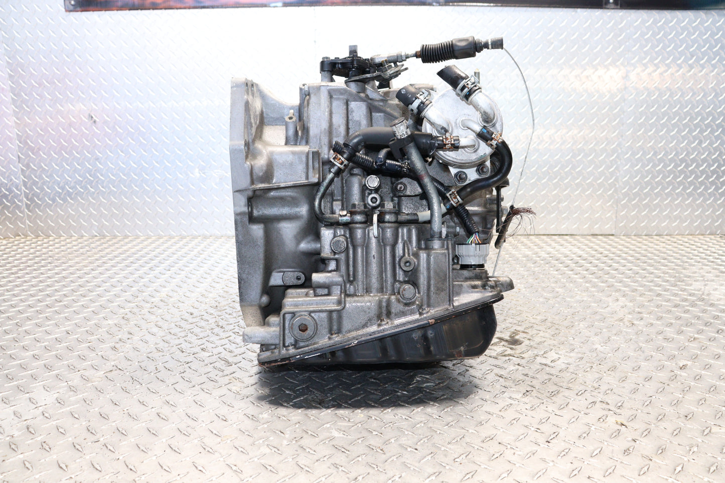 JDM 09-12 NISSAN VERSA 1.8L CVT AUTOMATIC TRANSMISSION MR18DE