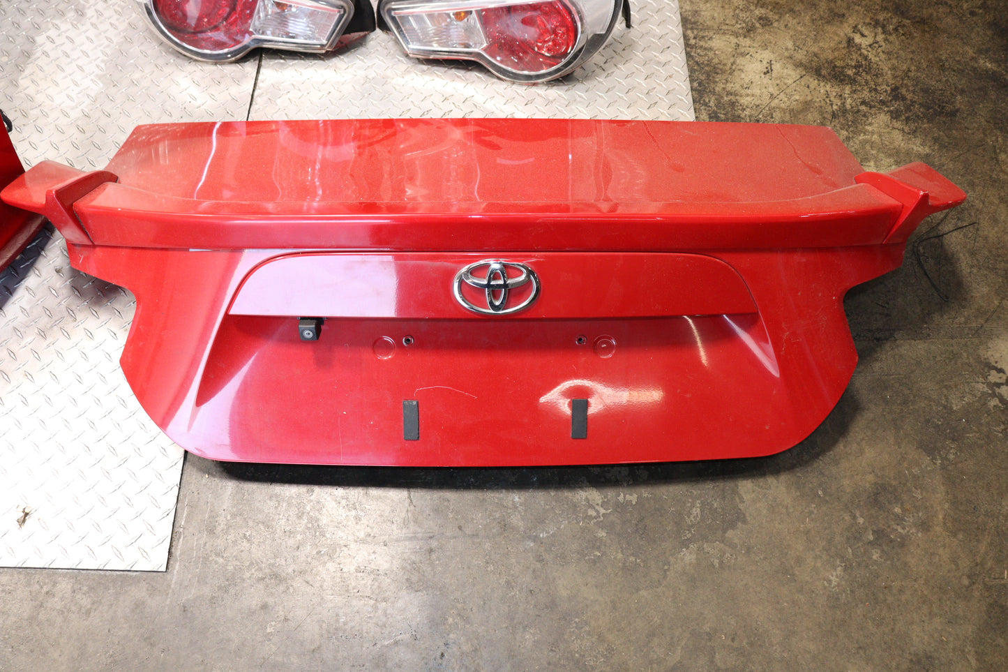 JDM 2013 - 2016 SCION TOYOTA FRS COMPLETE FRONT END NOSE CUT TOYOSHIMA HOOD