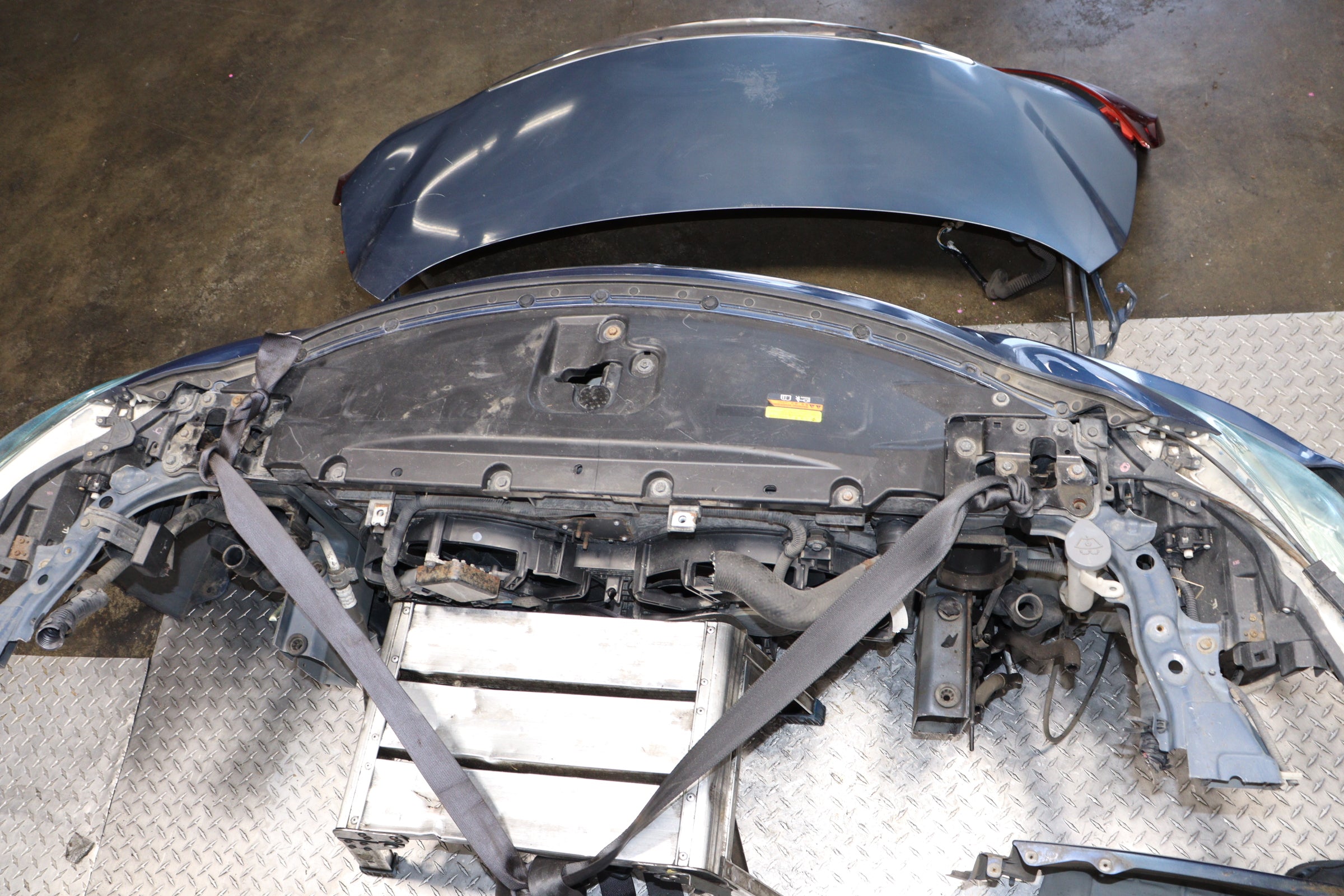 JDM 2010 - 2015 NISSAN SKYLINE V36 INFINITI G37 COMPLETE FRONT END