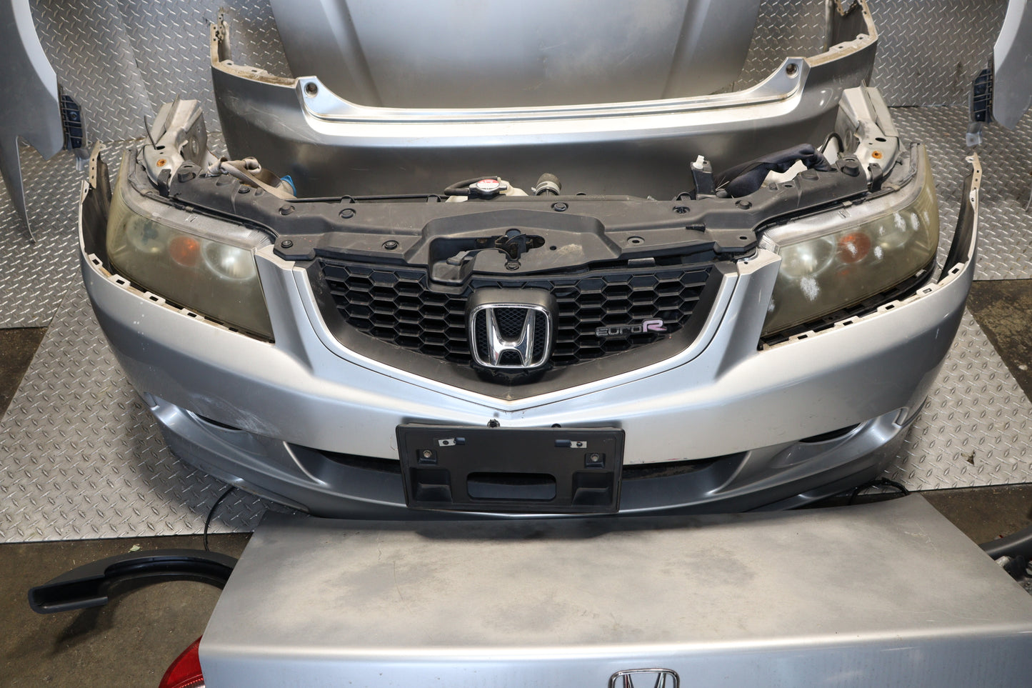 JDM 2004 - 2008 ACURA TSX HONDA ACCORD EURO R COMPLETE FRONT & REAR END SILVER