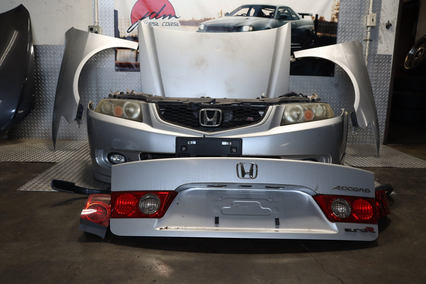JDM 2004 - 2008 ACURA TSX HONDA ACCORD EURO R COMPLETE FRONT & REAR END SILVER