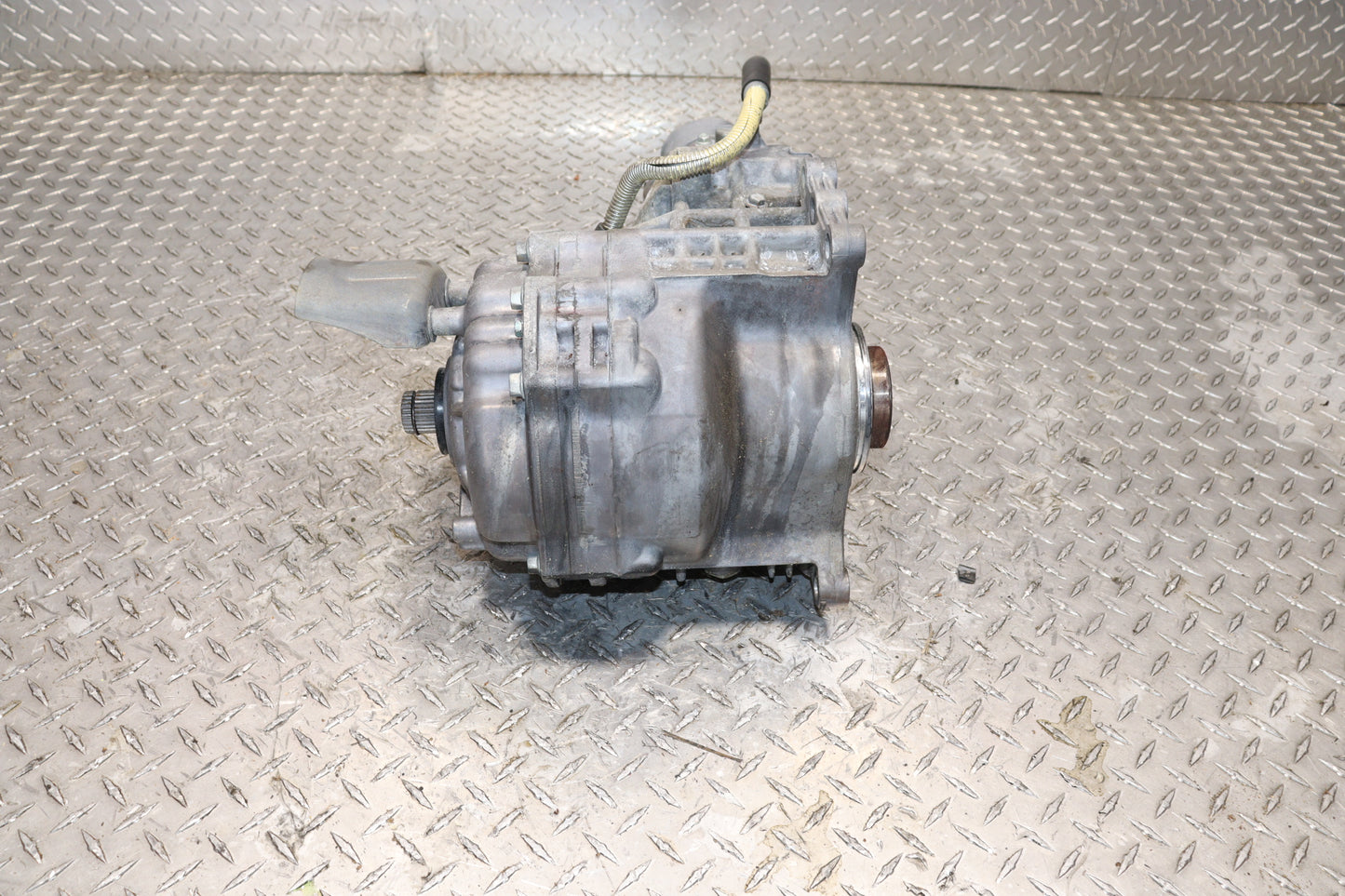 JDM 2008–2015 Mitsubishi Lancer Evolution / Ralliart Transfer Case AWD OEM